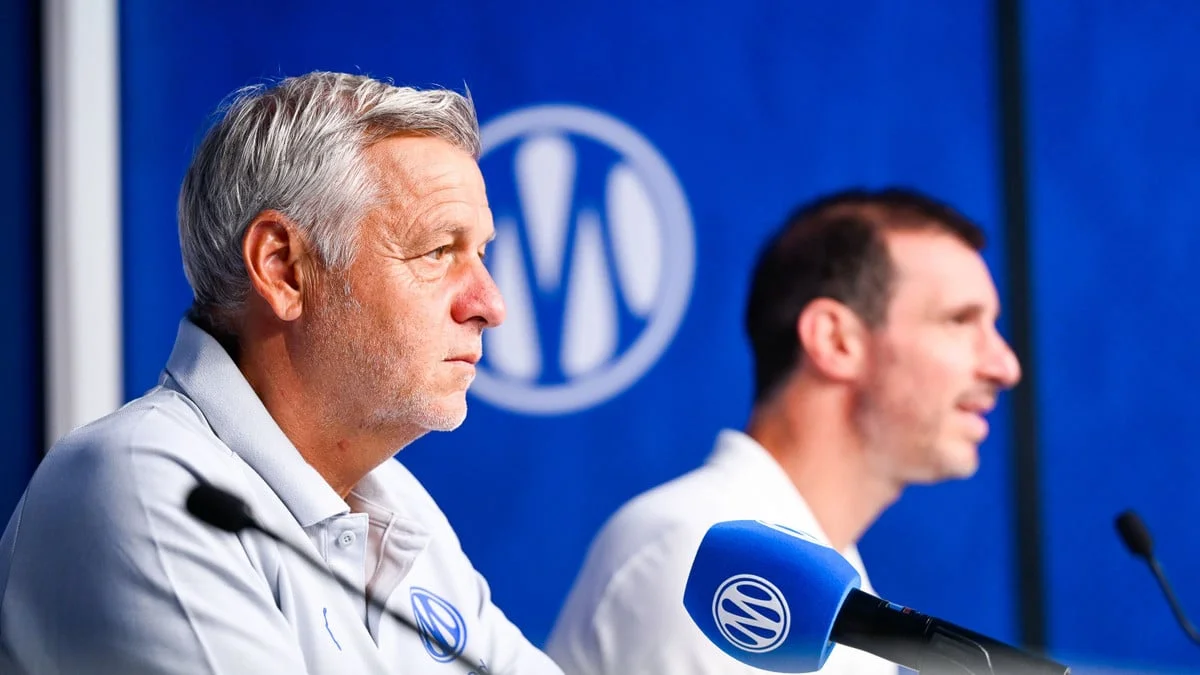 «Tout le monde travaille en interne» : Bruno Genesio en dit plus sur le mercato de l’OM, ça pourrait s’agiter «dans les jours qui viennent»