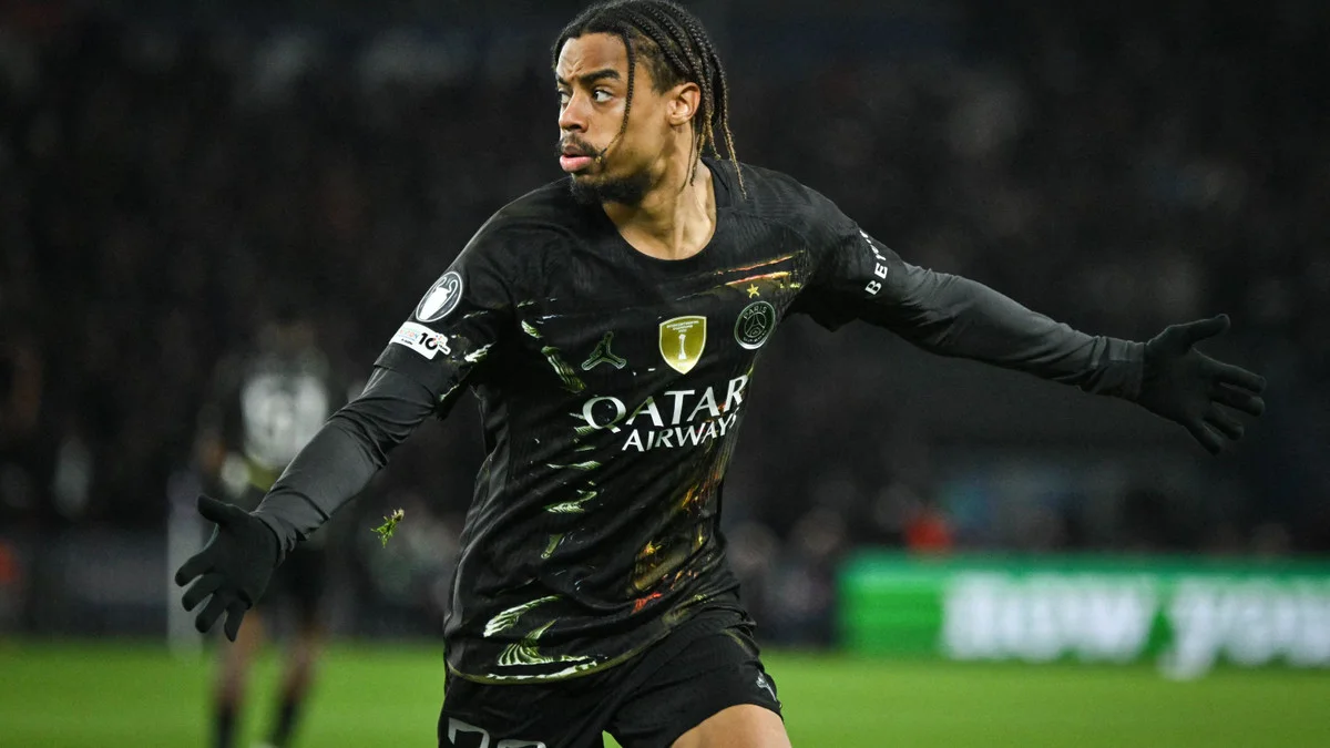 Frustré, Bradley Barcola veut quitter Paris : Le PSG avait déjà donné des indices dans la presse ?