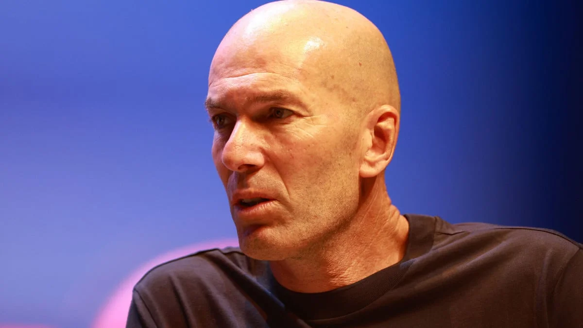 Zinédine Zidane et le vestiaire de l’équipe de France : Le successeur de Deschamps a déjà donné des indices pour ses futurs discours avec les joueurs !