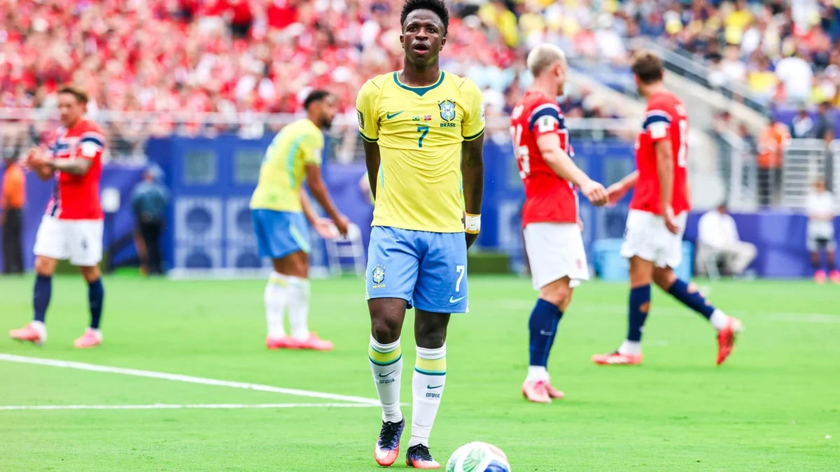 Mercato - Analyse : Vinicius décidé à ne plus prolonger au Real ? Le timing de ces informations n'est pas anodin