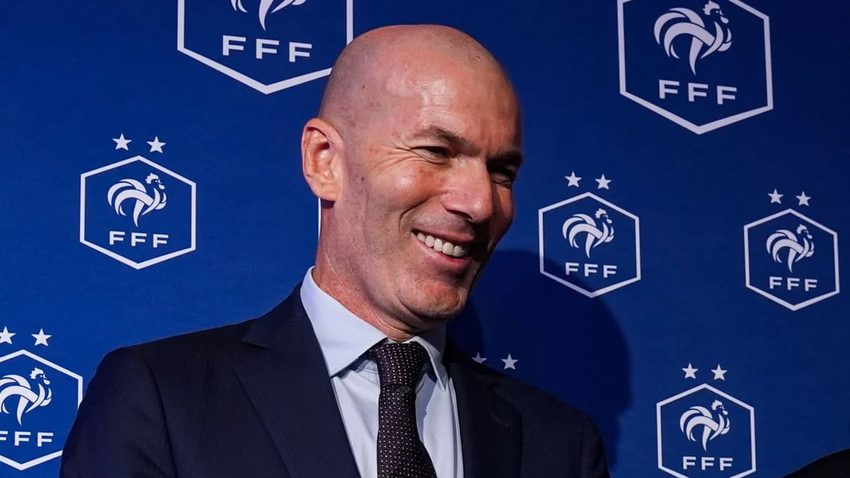 Avant l’annonce de sa première liste, Zidane a décidé d’accueillir une nouvelle tête en équipe de France