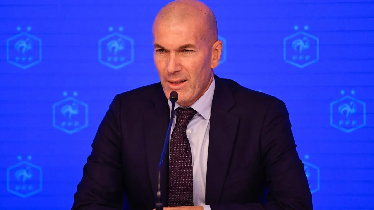 «C'est quelqu'un que je n'apprécie pas» : Pierre Ménès révèle les origines de son conflit avec Zinedine Zidane