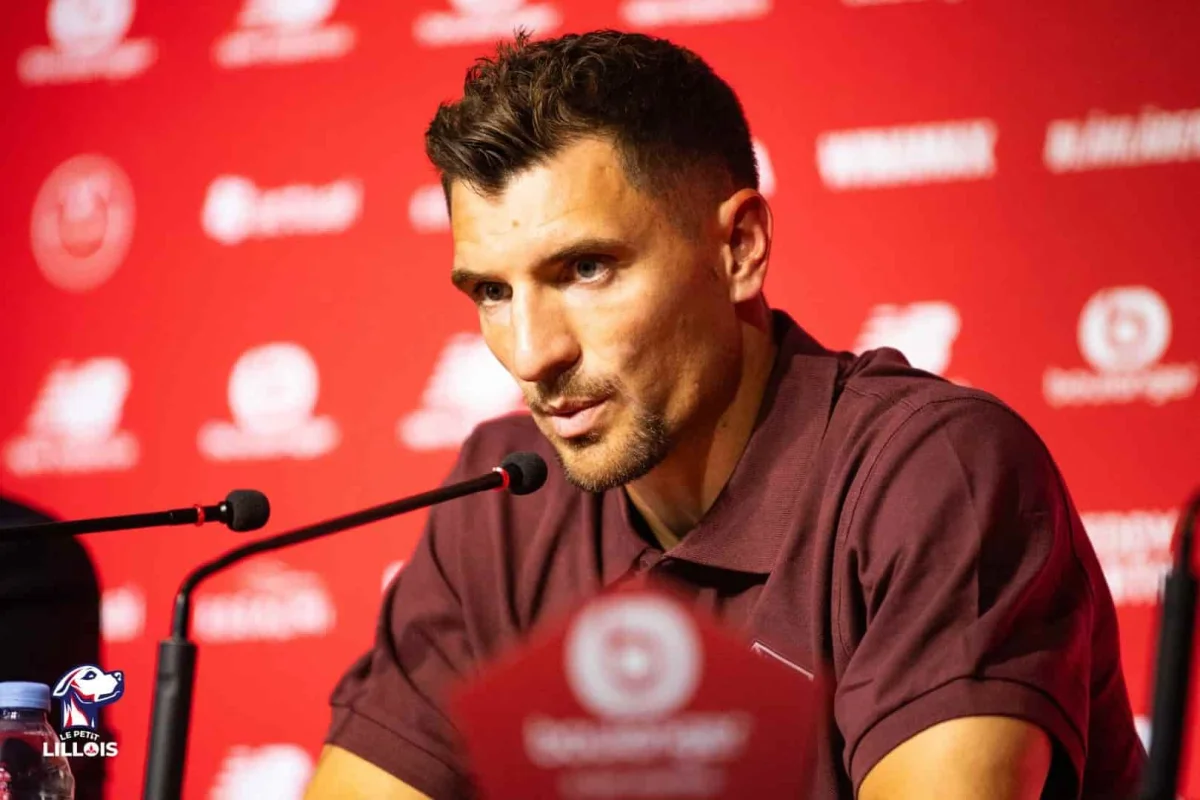 « Montrer que le LOSC mérite la 3e place » : Les déclarations de Thomas Meunier avant Lille – Le Havre