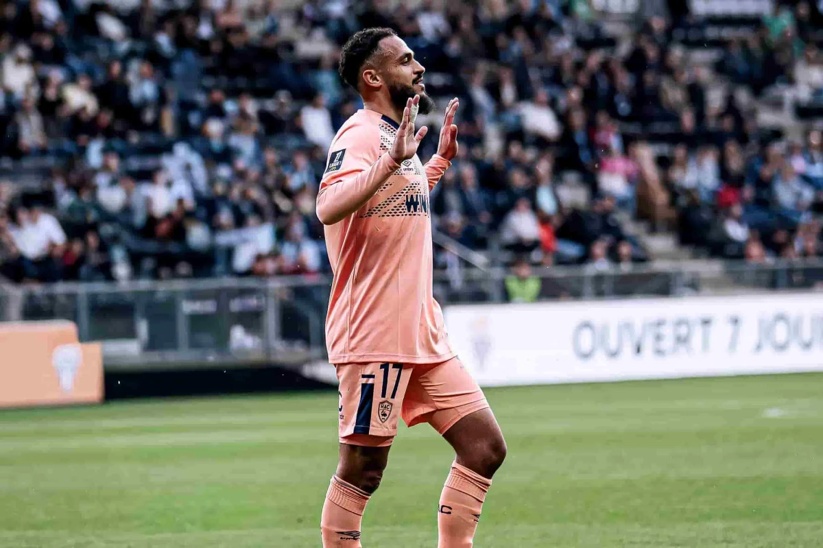 « Mission accomplie » : Sofiane Boufal (ex-LOSC) officialise son départ du Havre AC