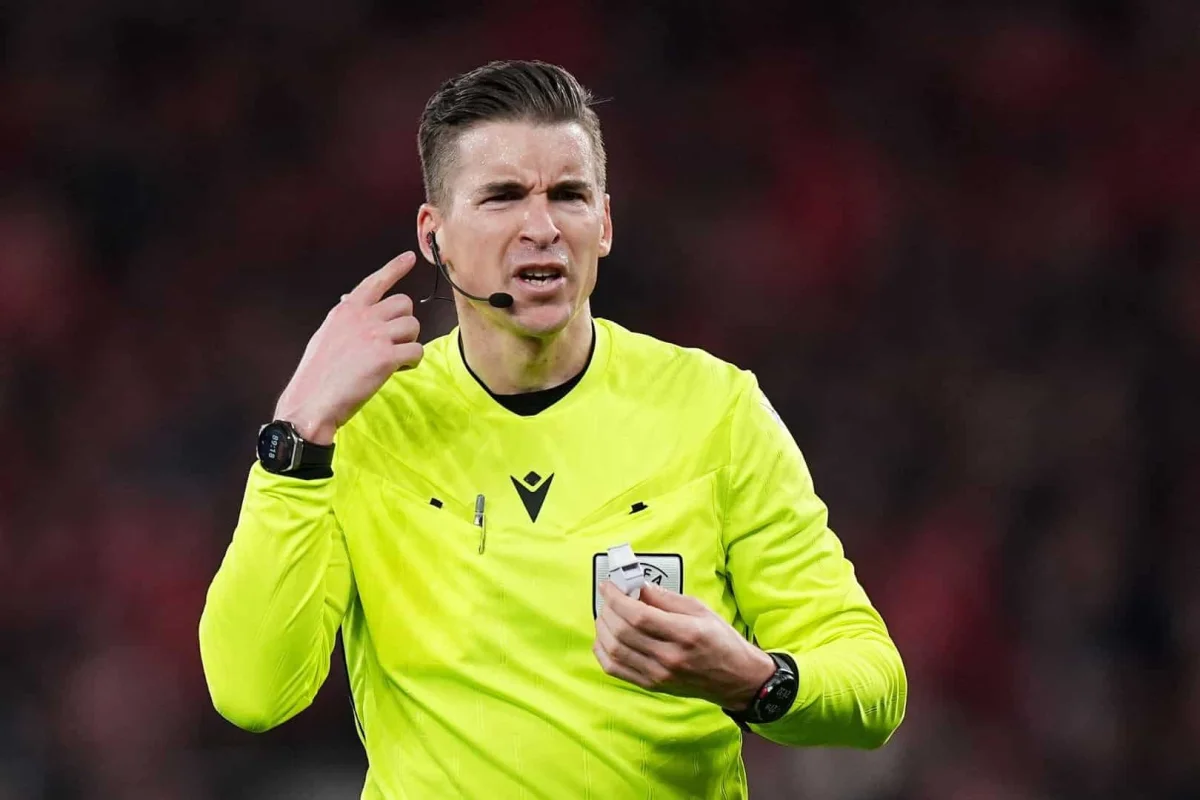 La sonorisation des arbitres sur toutes les rencontres de Ligue 1, c’est pour quand ?