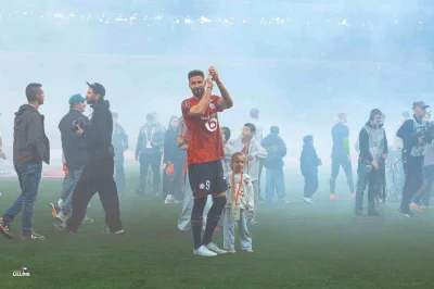 Prolonger Olivier Giroud ? Elton Mokolo (RMC) « pas persuadé que ce soit une bonne idée » pour le LOSC