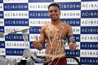 Noah Saviolo (ex-LOSC) à Trabzonspor pour plus de 10 M€