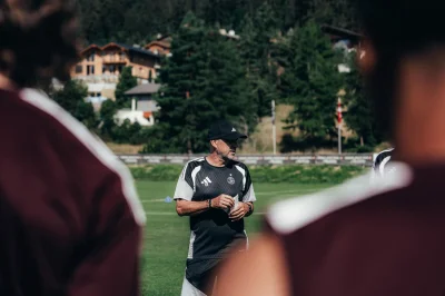 « Rencontre à oublier » : Paulo Fonseca prend le dessus sur Jocelyn Gourvennec (ex-LOSC) en amical