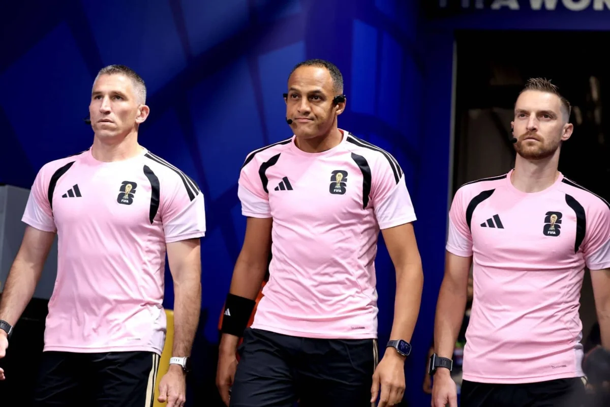 Arbitrage : Saïd Ennjimi tire un bilan « très positif » des nouvelles règles de la Coupe du monde