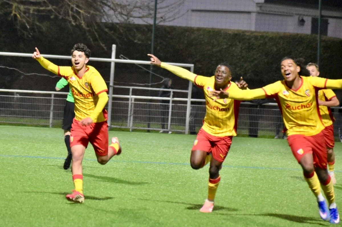 [U18-J19] Large victoire à Chantilly pour le RC Lens, déjà promu et toujours invaincu
