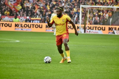 Le RC Lens doit-il chercher à retenir Allan Saint-Maximin à tout prix ?