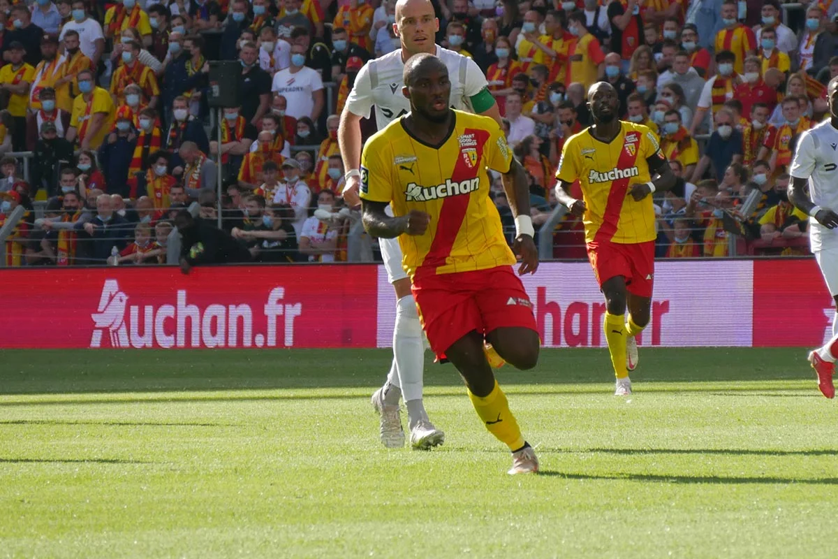 Ignatius Ganago : « Lens fait une saison de malade, mais on n’a pas d’autre solution que de gagner »