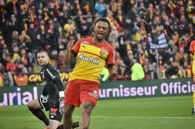 De retour à la 2e place de Ligue 1, où se situe le RC Lens 2025-2026 par rapport à celui de 2022-2023 ?