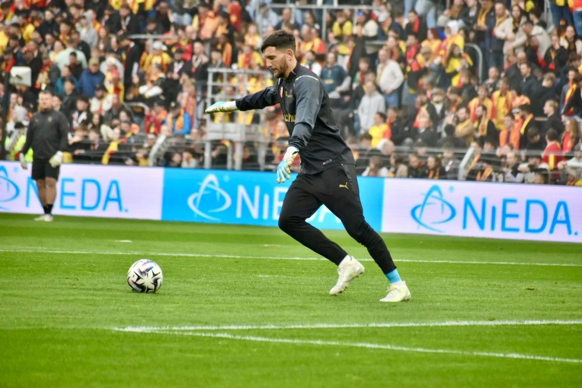 Lyon – RC Lens : la composition surprise de Pierre Sage pour la dernière journée de championnat