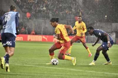 Nouveau coup dur en défense pour le RC Lens, Kyllian Antonio sort blessé face à Lyon