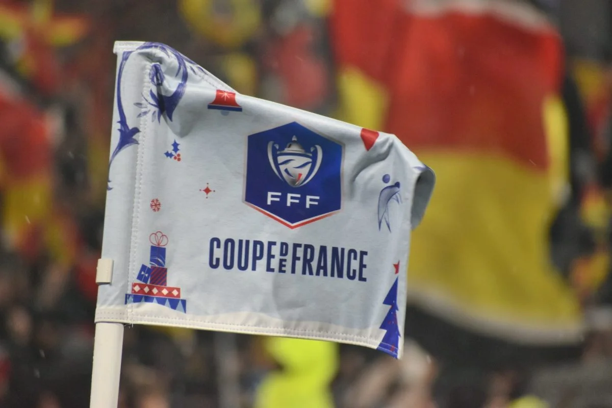 Le RC Lens en finale : les Sang et Or la tête haute face à la grande équipe des Verts
