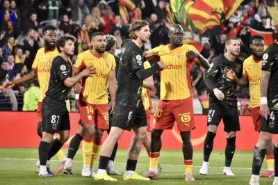Les classements complets des attaques et défenses de Ligue 1, avec un RC Lens abonné à la 2e place