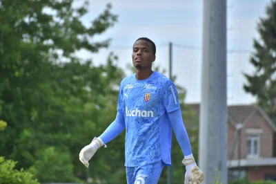 Des courtisans pour Yannick Pandor, de retour au RC Lens à la suite de son prêt en Belgique ?
