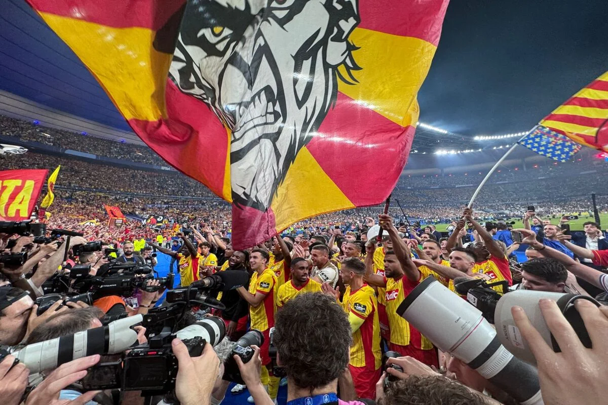Les Lensois sacrés, toutes les photos de la fête au Stade de France !