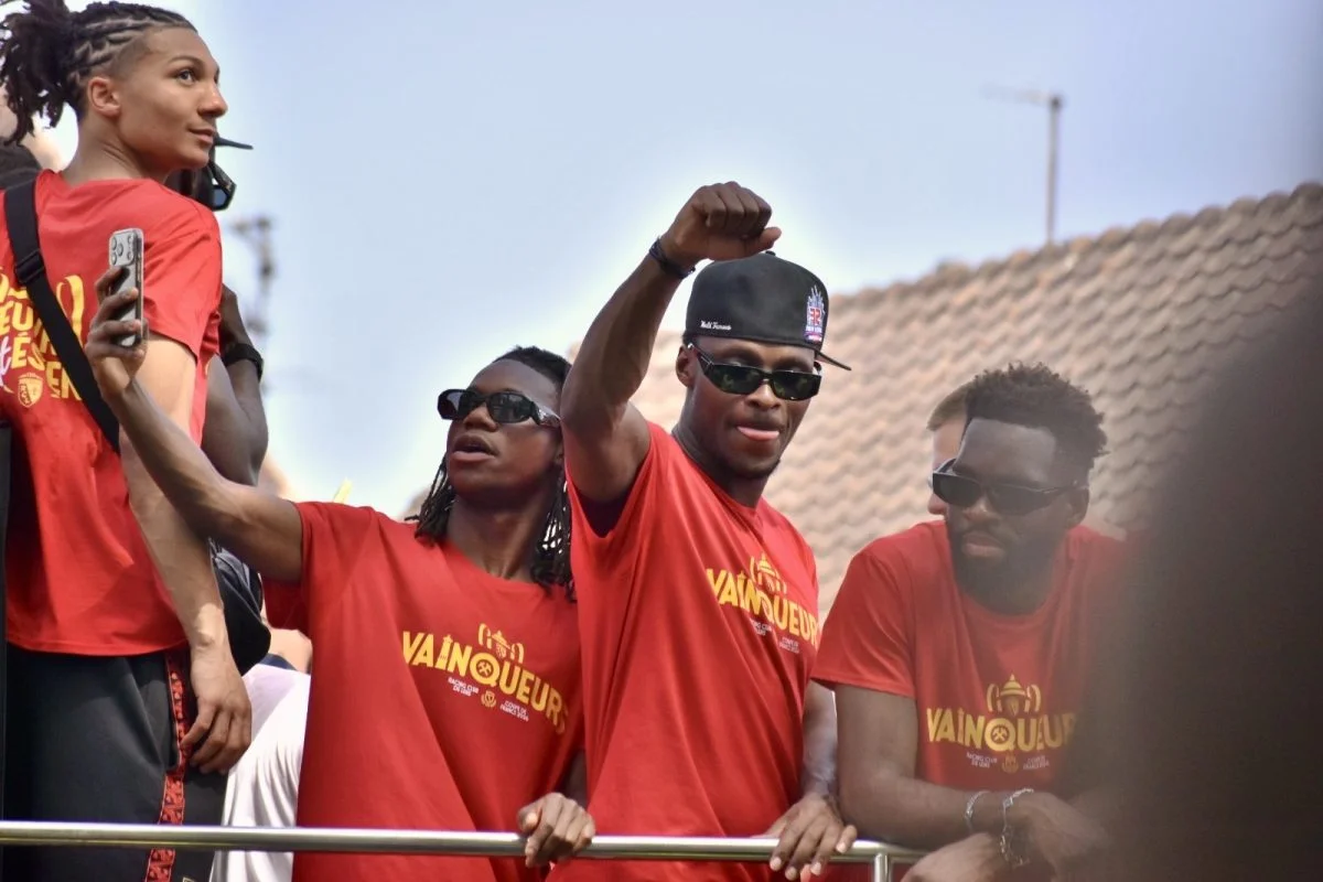Le t-shirt officiel de la victoire en Coupe de France désormais en vente