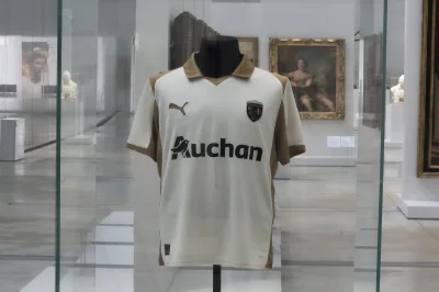 Le RC Lens et Auchan ont étendu leur partenariat jusqu’en 2031