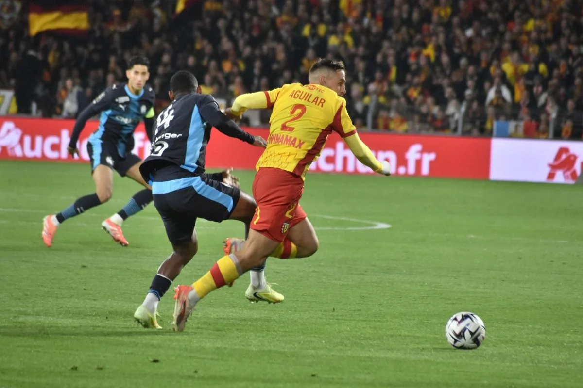Le Flop 4 des matches du RC Lens en 2025-2026 : une défense new-look a pris la foudre au Vélodrome
