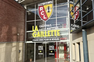 Le RC Lens annonce une signature et une prolongation chez les jeunes