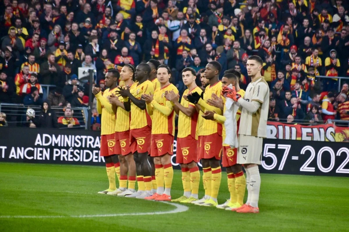 Quelles doivent être les priorités du RC Lens pour le mercato ?