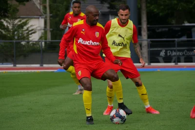 Formé au RC Lens, Gaël Kakuta raccroche les crampons à 35 ans