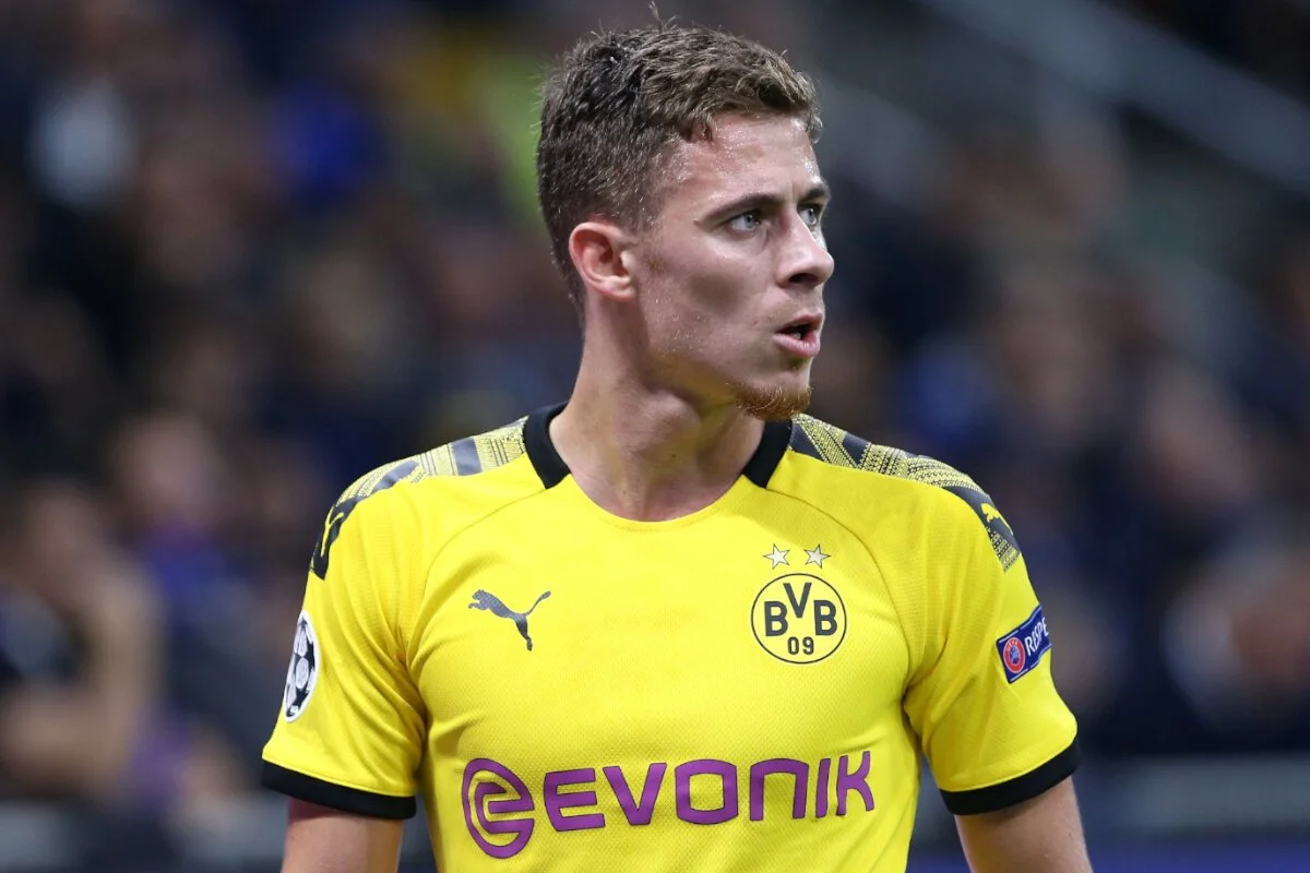 Coup franc de Thorgan Hazard, tête d’Alexandre Coeff… La seule passe décisive au RC Lens d’un joueur devenu “Serial passeur”