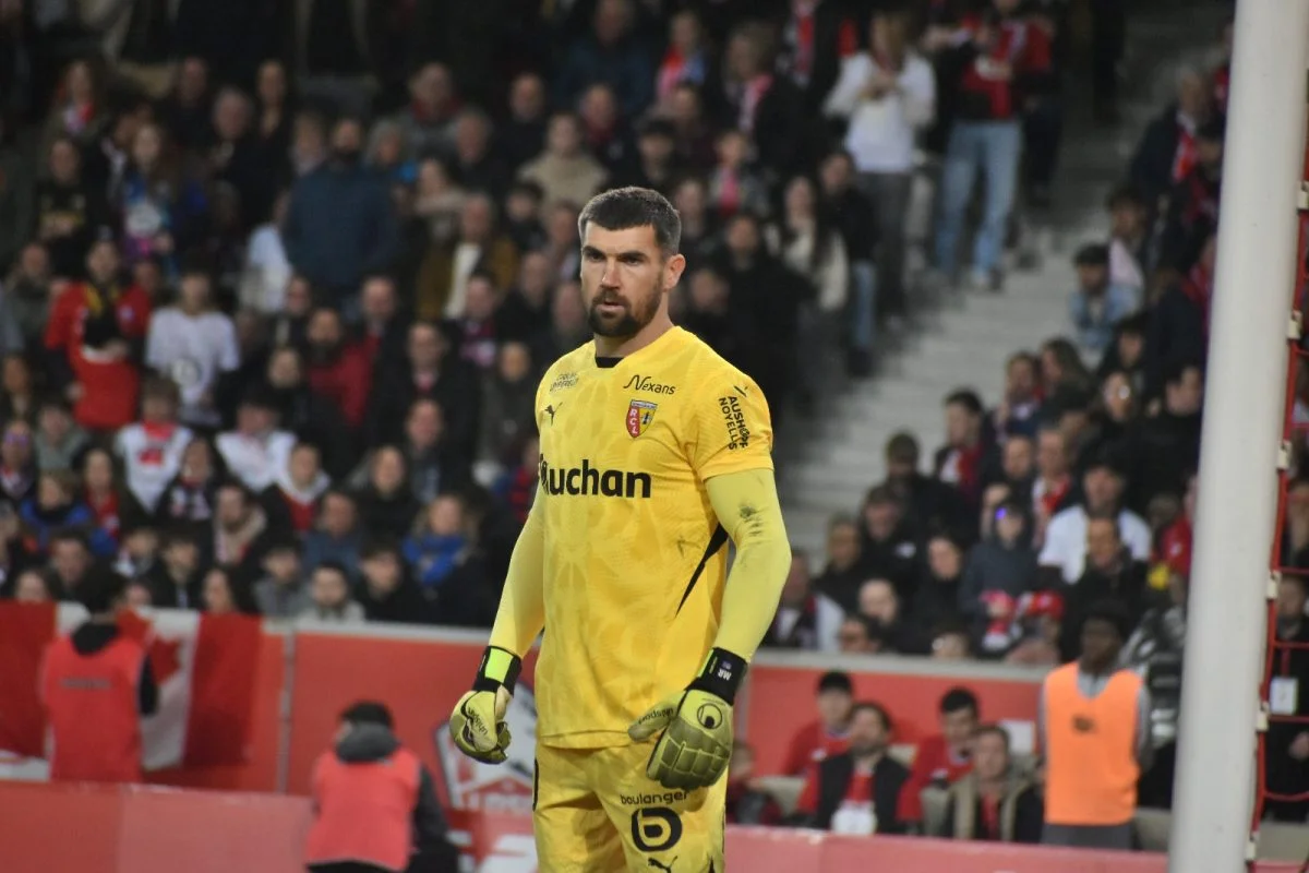 Libre, Mathew Ryan poursuit finalement son aventure avec Levante
