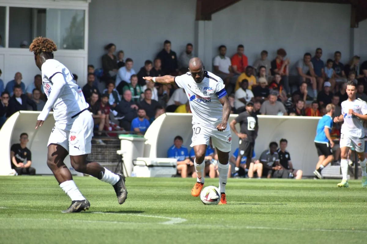 « 99,9 % des footballeurs sont tristes », Gaël Kakuta se confie sur la santé mentale des joueurs