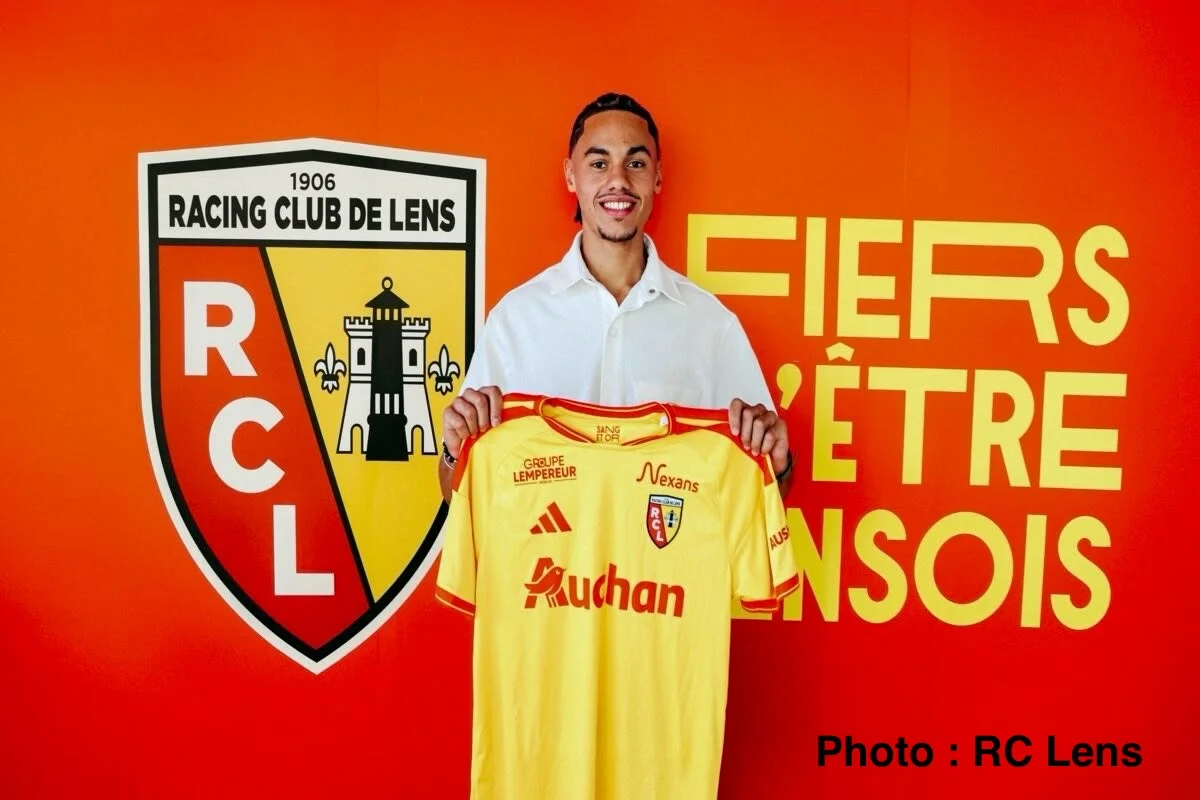 Le RC Lens renforce son groupe élite avec le défenseur Madi Gnonlonfoun (Strasbourg)