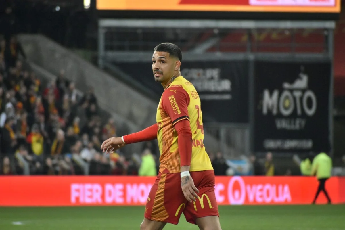 Facundo Medina va découvrir un nouveau championnat et retrouvera Loïc Badé