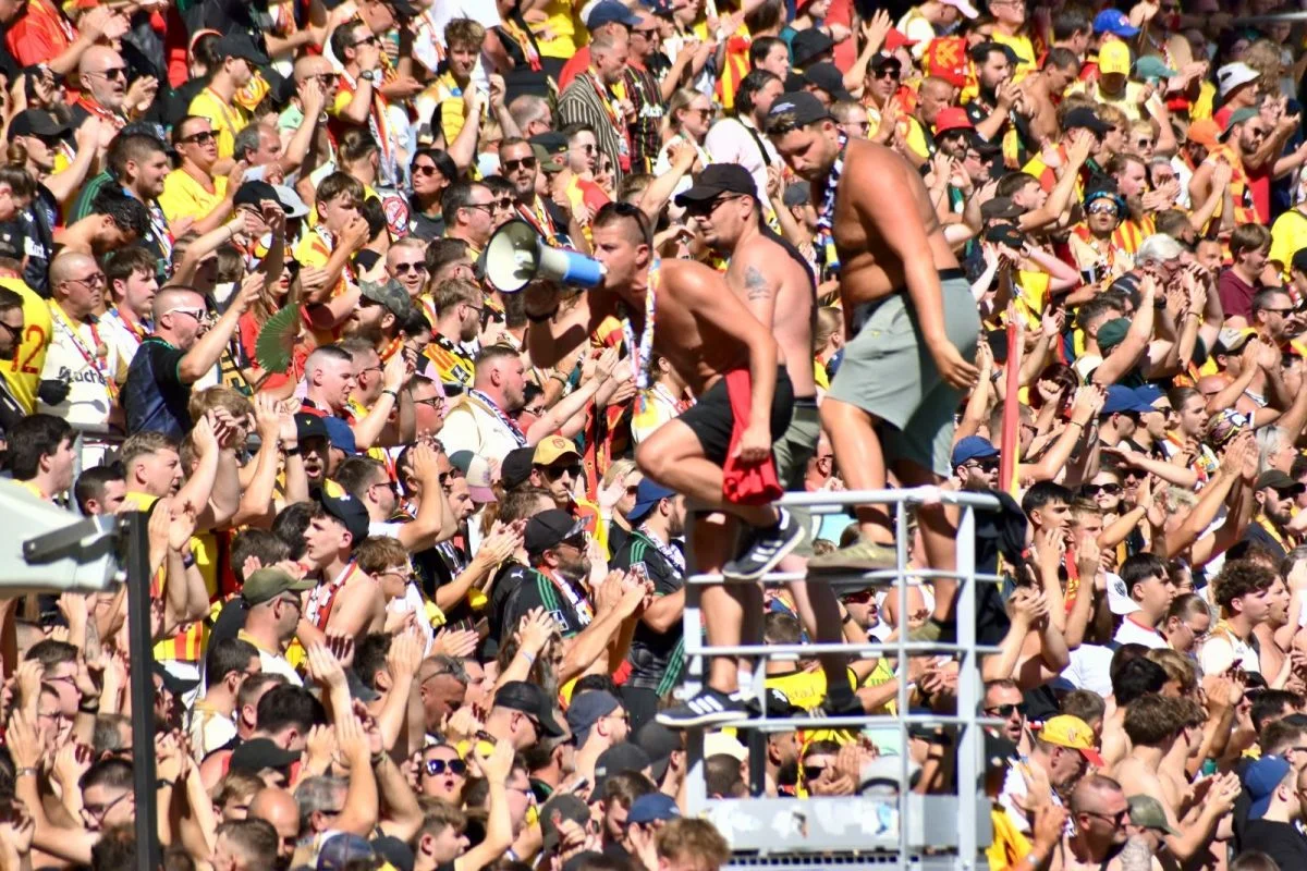 Toutes les photos du match RC Lens – Sunderland
