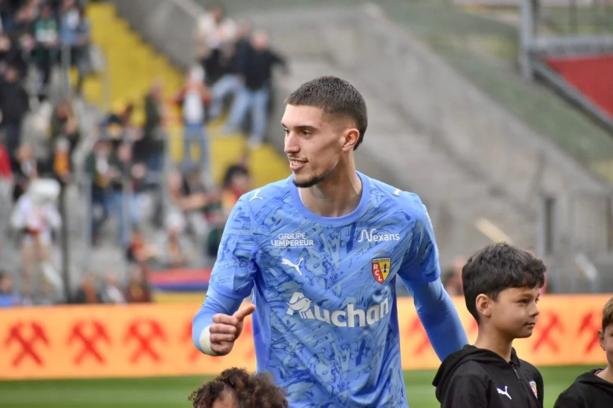 Robin Risser de retour à l’entraînement avec le RC Lens