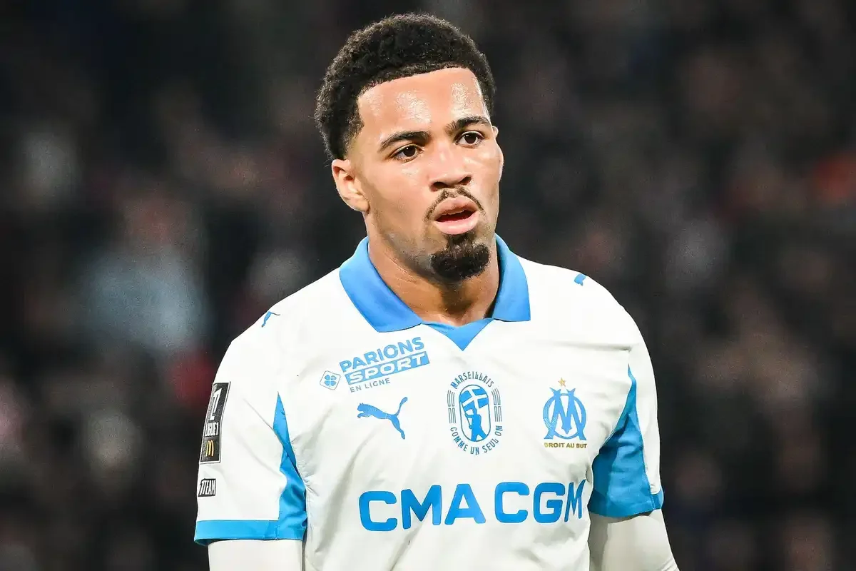 Dortmund prépare une offensive pour Nwaneri