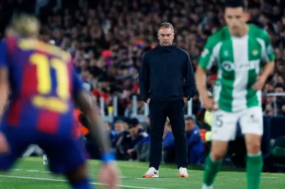 C’est officiel, le Barça prolonge le contrat d’Hansi Flick