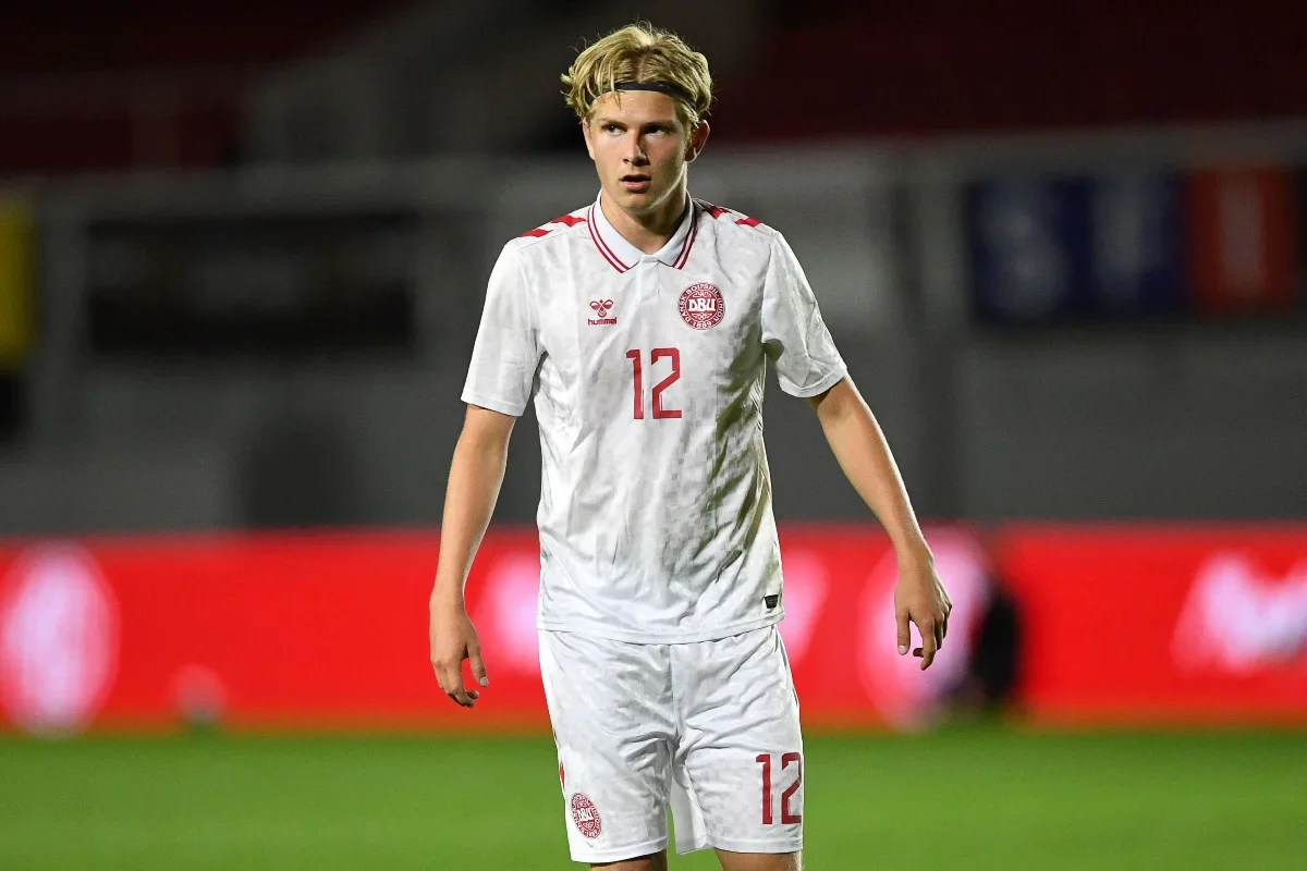 RC Lens : Un jeune talent danois dans le viseur