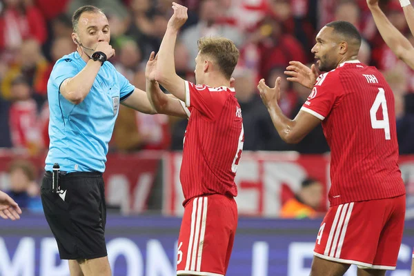 Bayern : des décisions arbitrales qui ne passent pas...