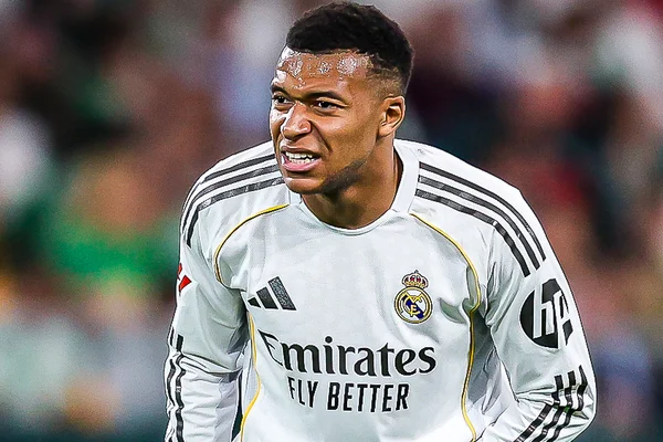 Real : Mbappé part au clash avec Arbeloa !