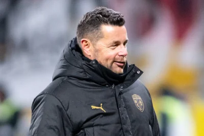 Lens : très convoité, Sage met la pression