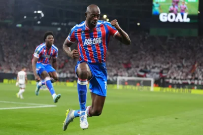 Le Français Mateta offre une première Coupe d'Europe à Crystal Palace ! - Débrief et NOTES des joueurs (Palace 1-0 Rayo)
