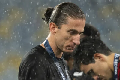 Mercato : la surprise Filipe Luis à Monaco !