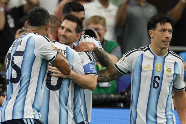 Messi qualifie l'Albiceleste ! - Débrief et NOTES des joueurs (Argentine 2-0 Autriche)