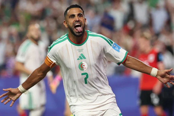 Les 3 infos sur les matchs de la nuit : L'Algérie s'est arrachée, l'Autriche soulagée, Messi supersub...