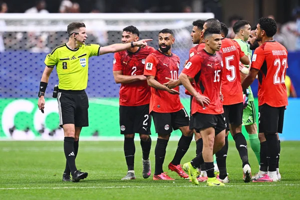 Coupe du monde : l'Égypte porte plainte contre Letexier