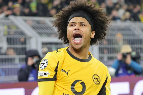 Journal des Transferts : la surprise Adeyemi au Barça, Greenwood sur le départ, un prix XXL pour Barcola...
