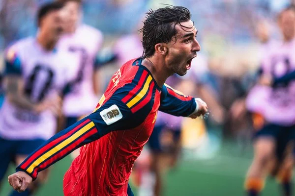 PSG : pour Ferran Torres, ça ne sera pas si simple