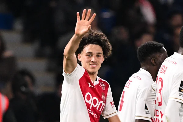 Mercato : le PSG touche au but pour Akliouche